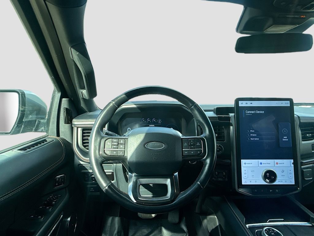 Used 2023 Ford Expedition Platinum RWD image 11