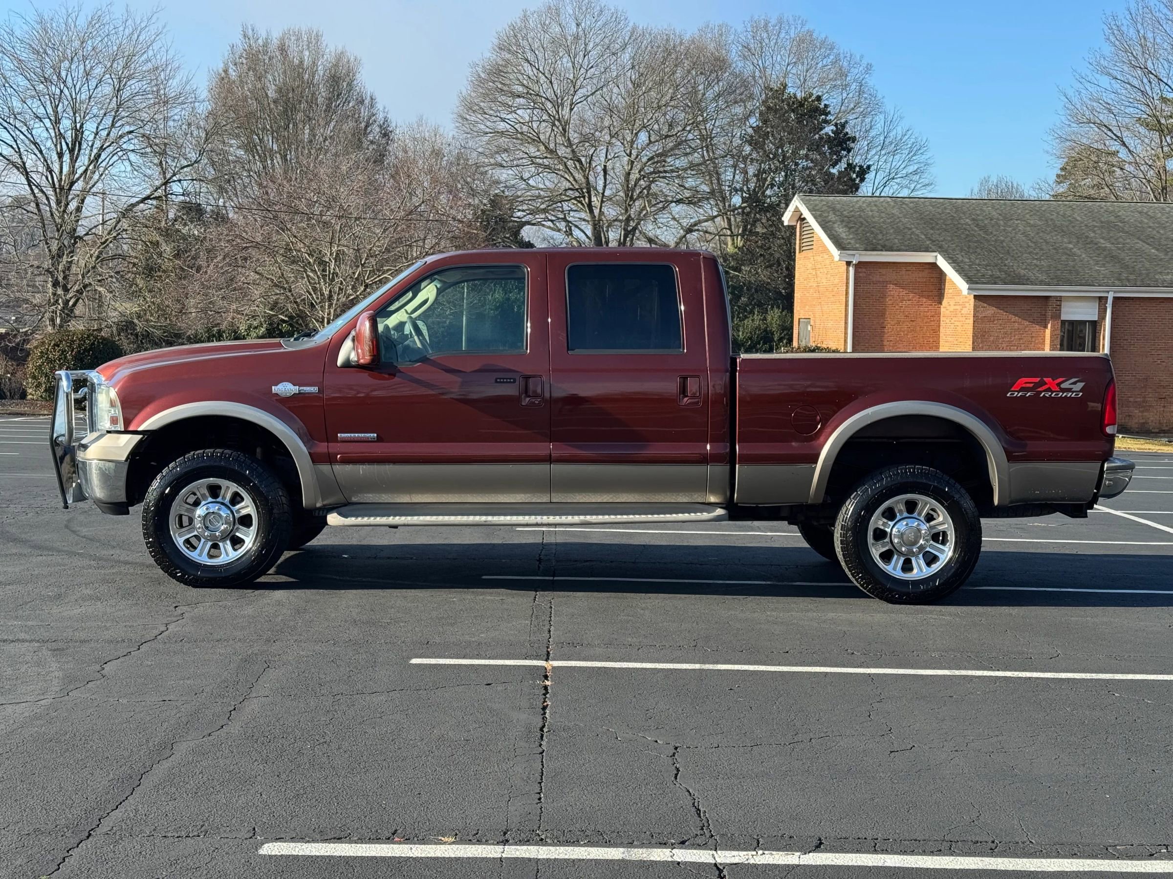 Used 2006 Ford F350 King Ranch image 2