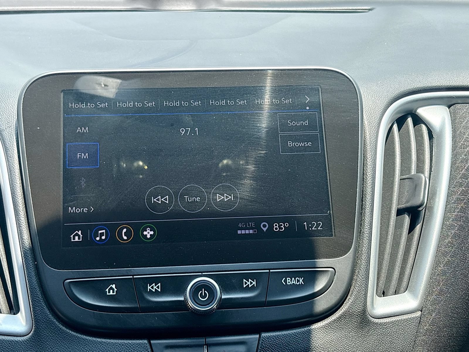 Used 2024 Chevrolet Malibu RS FWD image 14