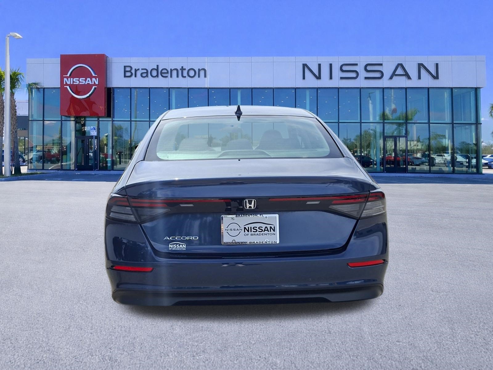 Used 2024 Honda Accord EX image 6