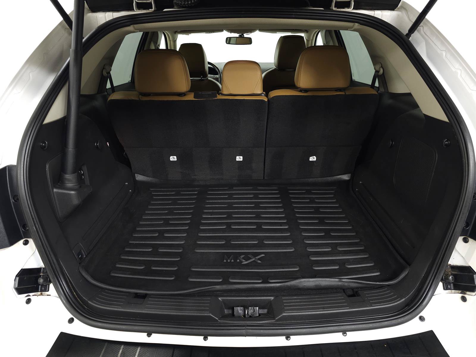 Used 2013 Lincoln MKX AWD image 7
