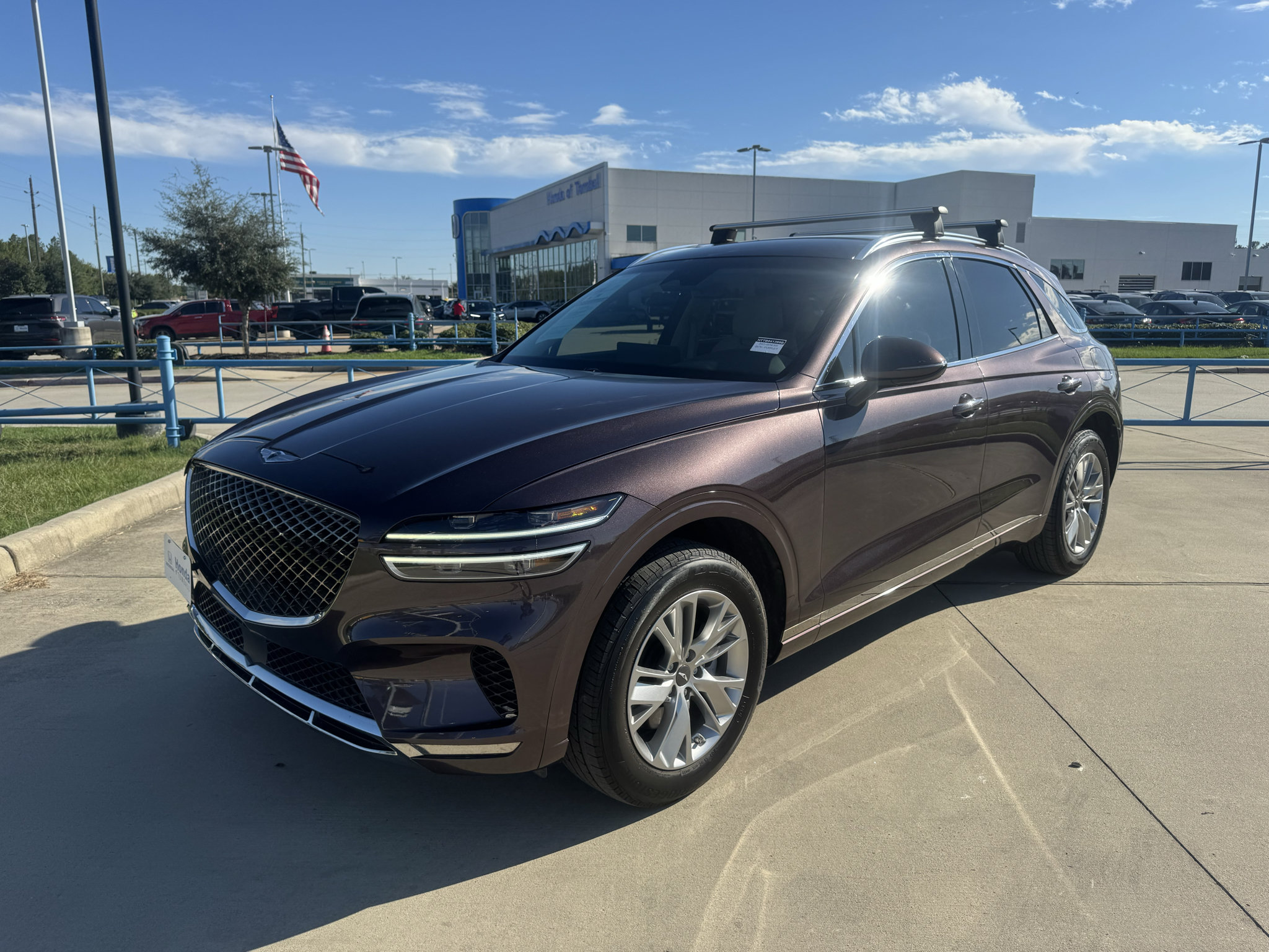 Used 2023 Genesis GV70 2.5T w/ Cargo Package AWD/4WD image 4