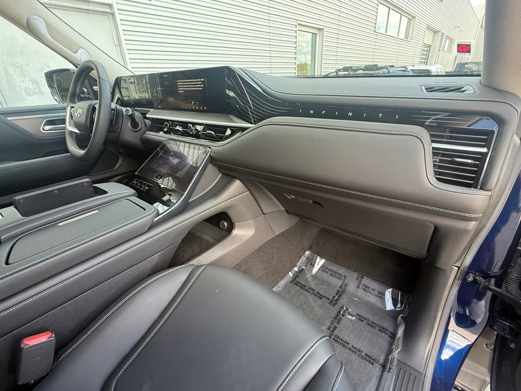 Used 2025 INFINITI QX80 Pure image 39