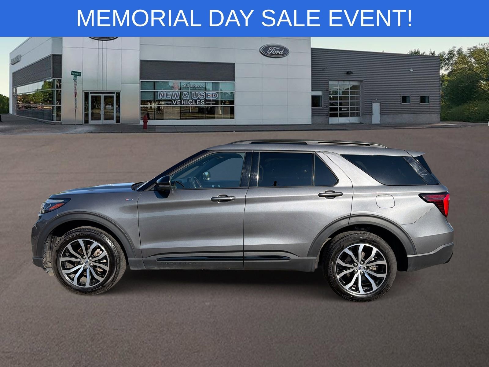 Used 2025 Ford Explorer ST-Line AWD/4WD image 7