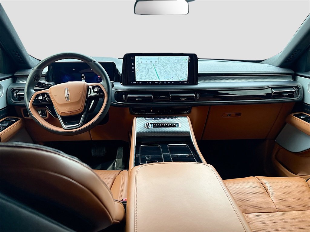 Used 2025 Lincoln Aviator Black Label w/ Jet Appearance Package image 24