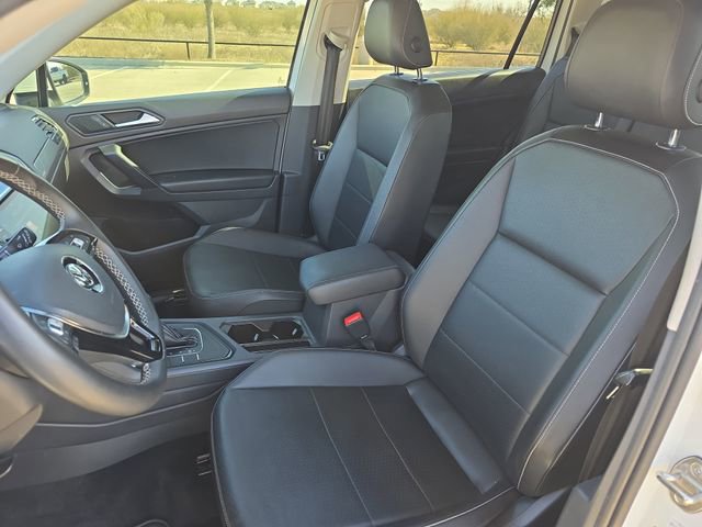 Used 2021 Volkswagen Tiguan SE image 15