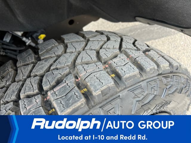 Used 2026 Chevrolet Silverado 1500 LT Trail Boss w/ Safety Package AWD/4WD image 28