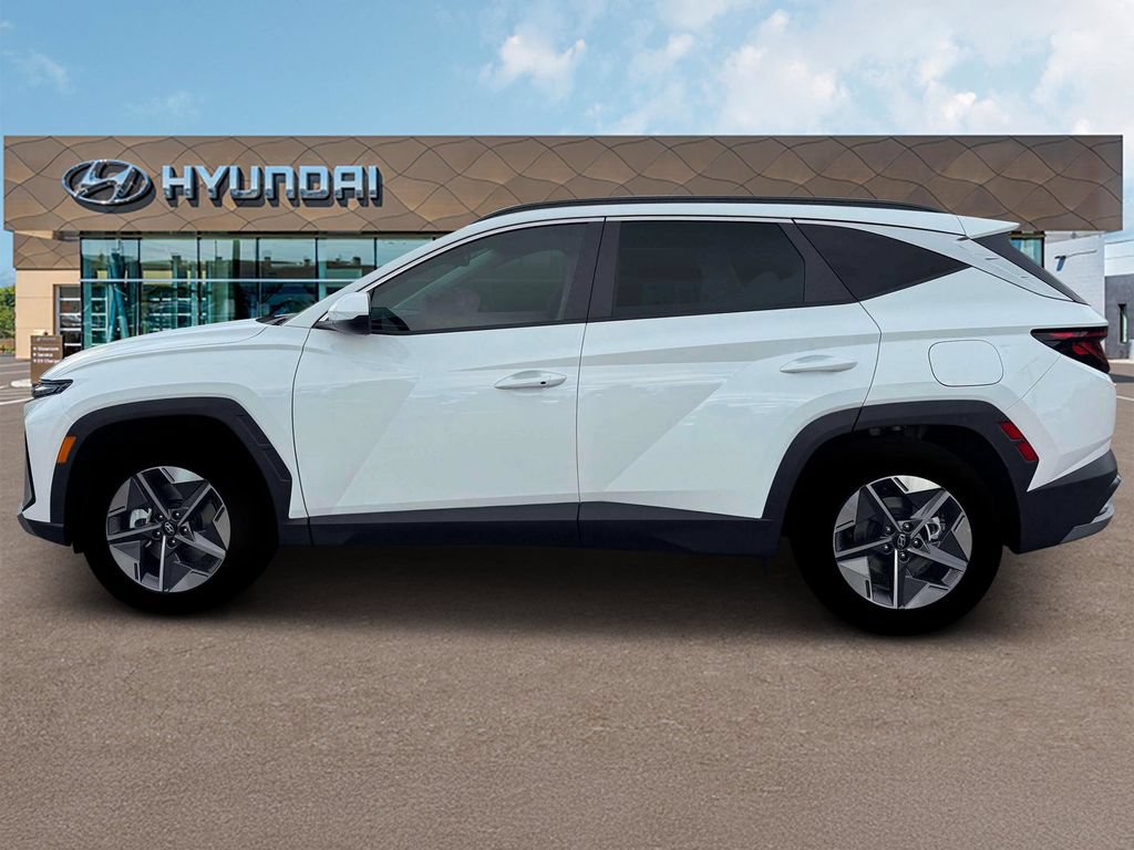 New 2026 Hyundai Tucson SEL Plus FWD image 3