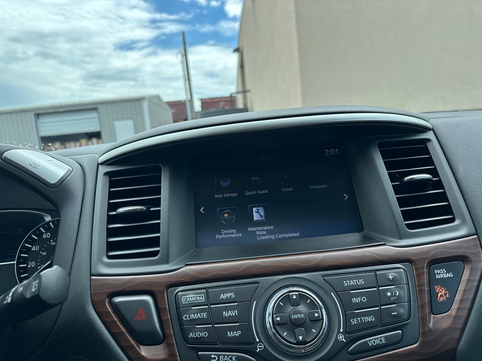 Used 2017 Nissan Pathfinder Platinum AWD/4WD image 62