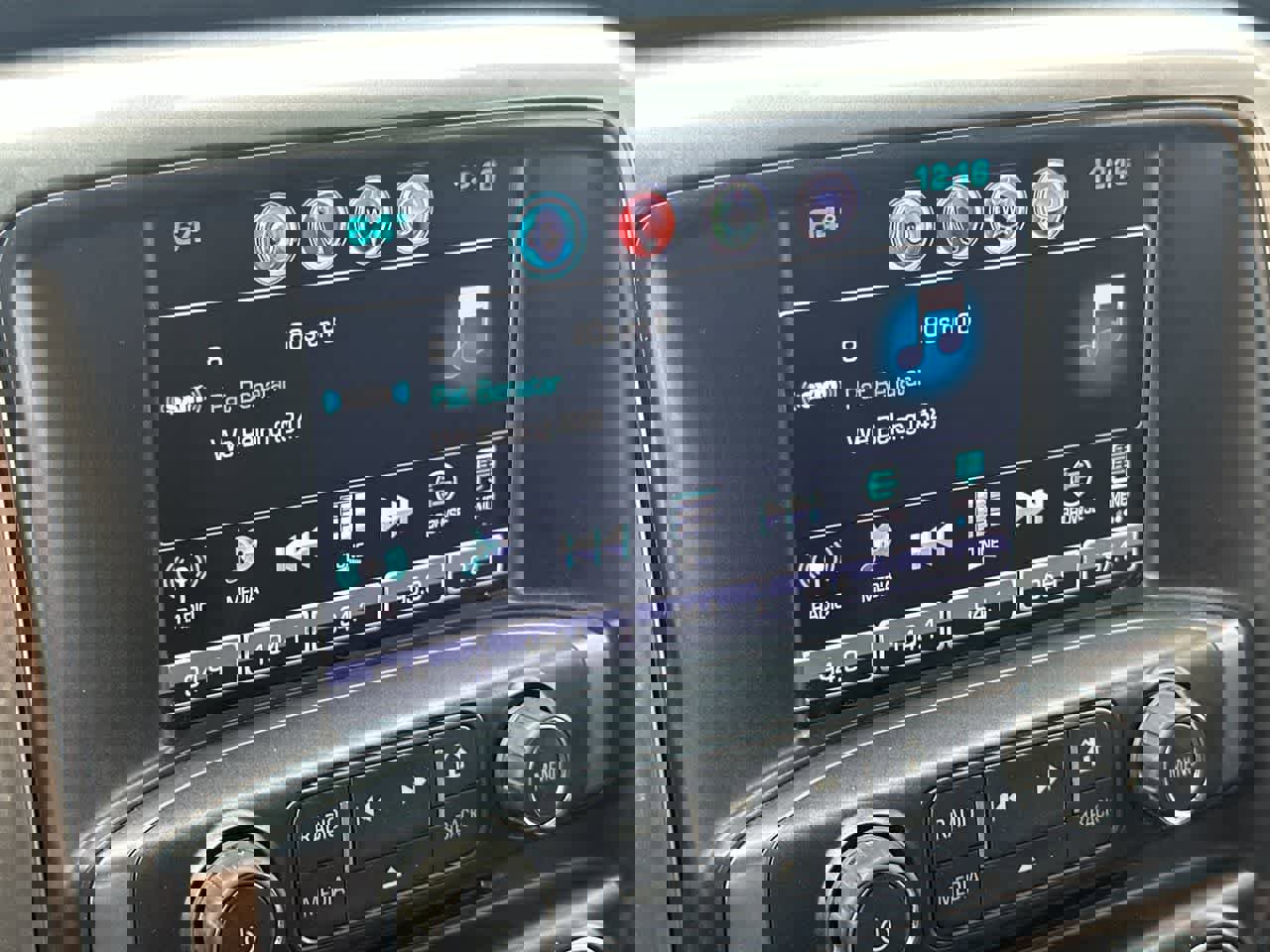 Used 2017 Chevrolet Silverado 1500 LT w/ All Star Edition image 27