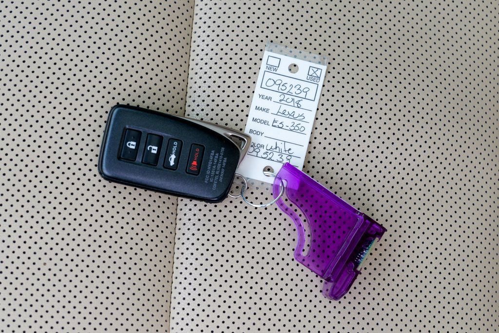 Used 2018 Lexus ES 350 w/ Premier Package image 62