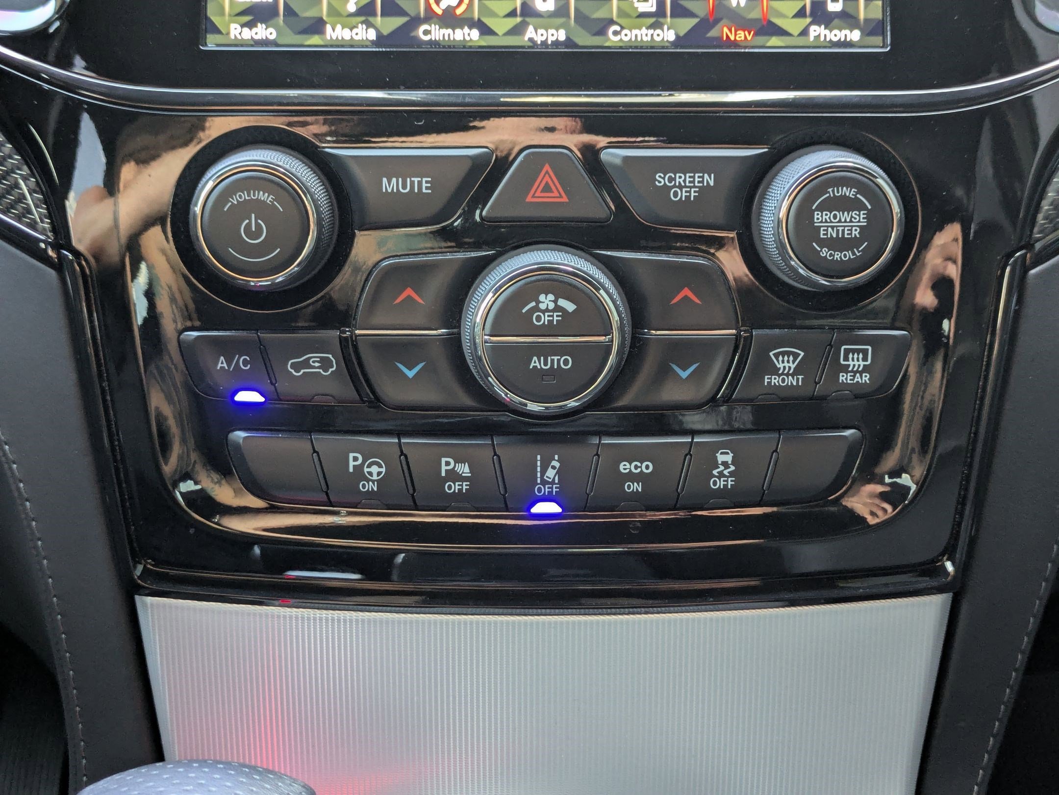 Used 2019 Jeep Grand Cherokee Trackhawk AWD/4WD image 19