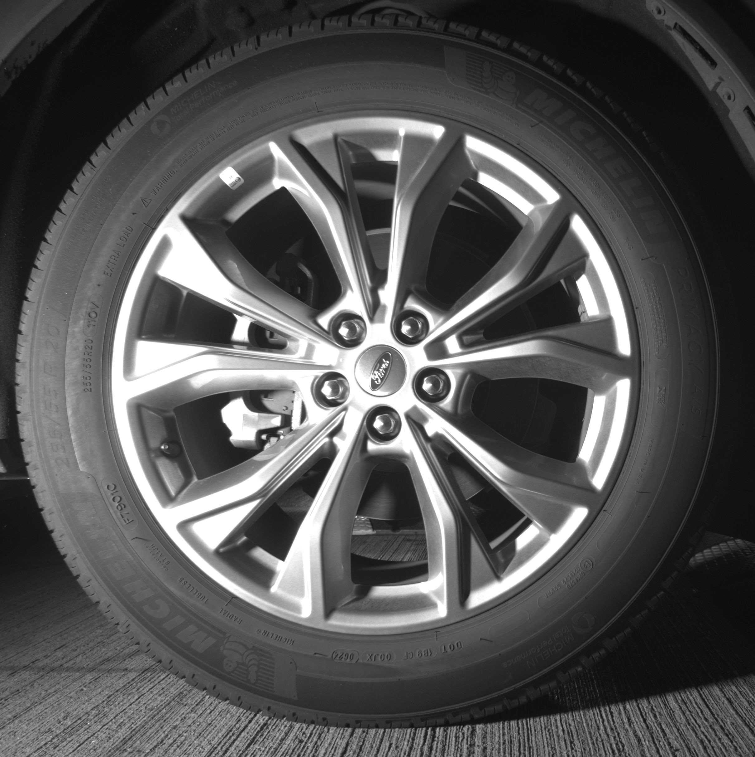 Used 2024 Ford Explorer Limited image 13