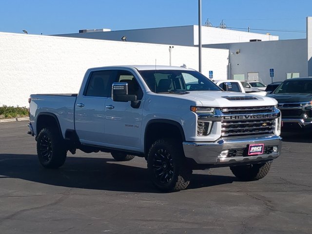 Used 2021 Chevrolet Silverado 2500 LTZ AWD/4WD image 3