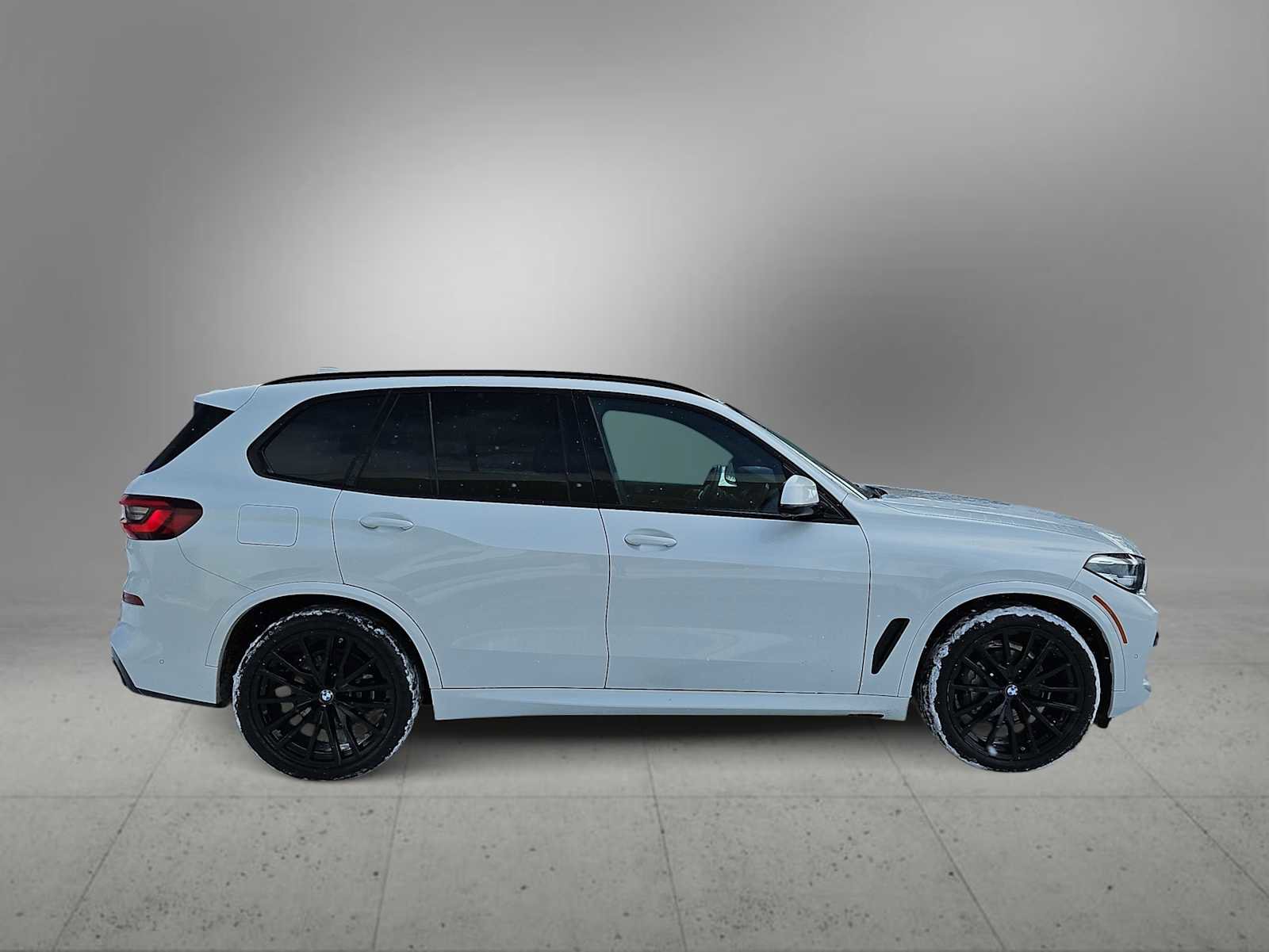 Certified 2023 BMW X5 xDrive40i w/ M Sport Package image 9