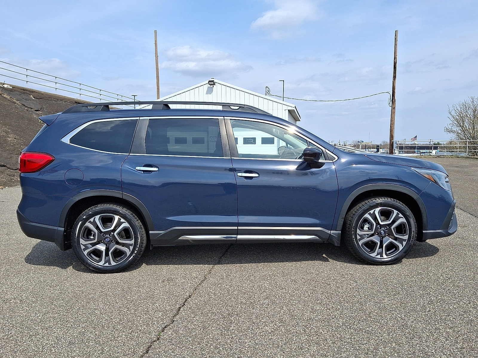 Certified 2024 Subaru Ascent Touring image 7