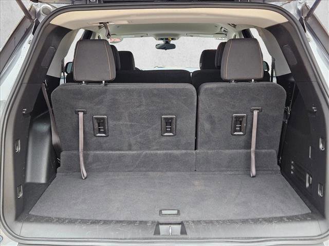 Used 2020 Chevrolet Traverse LS image 6