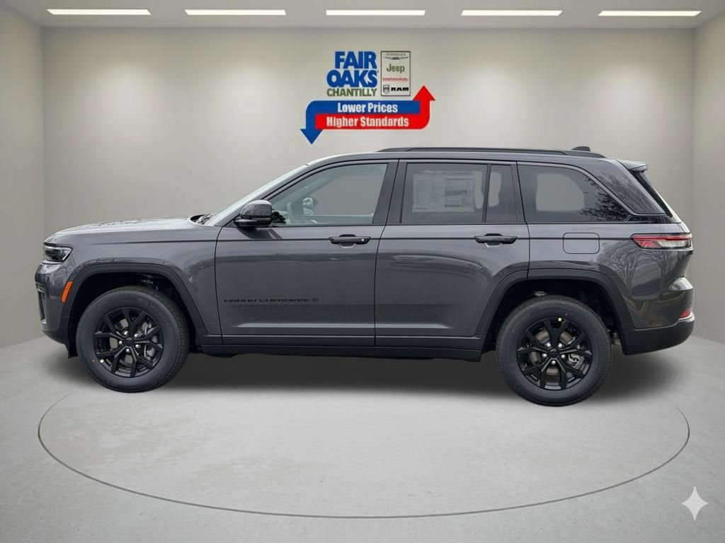 New 2026 Jeep Grand Cherokee Altitude AWD/4WD image 9