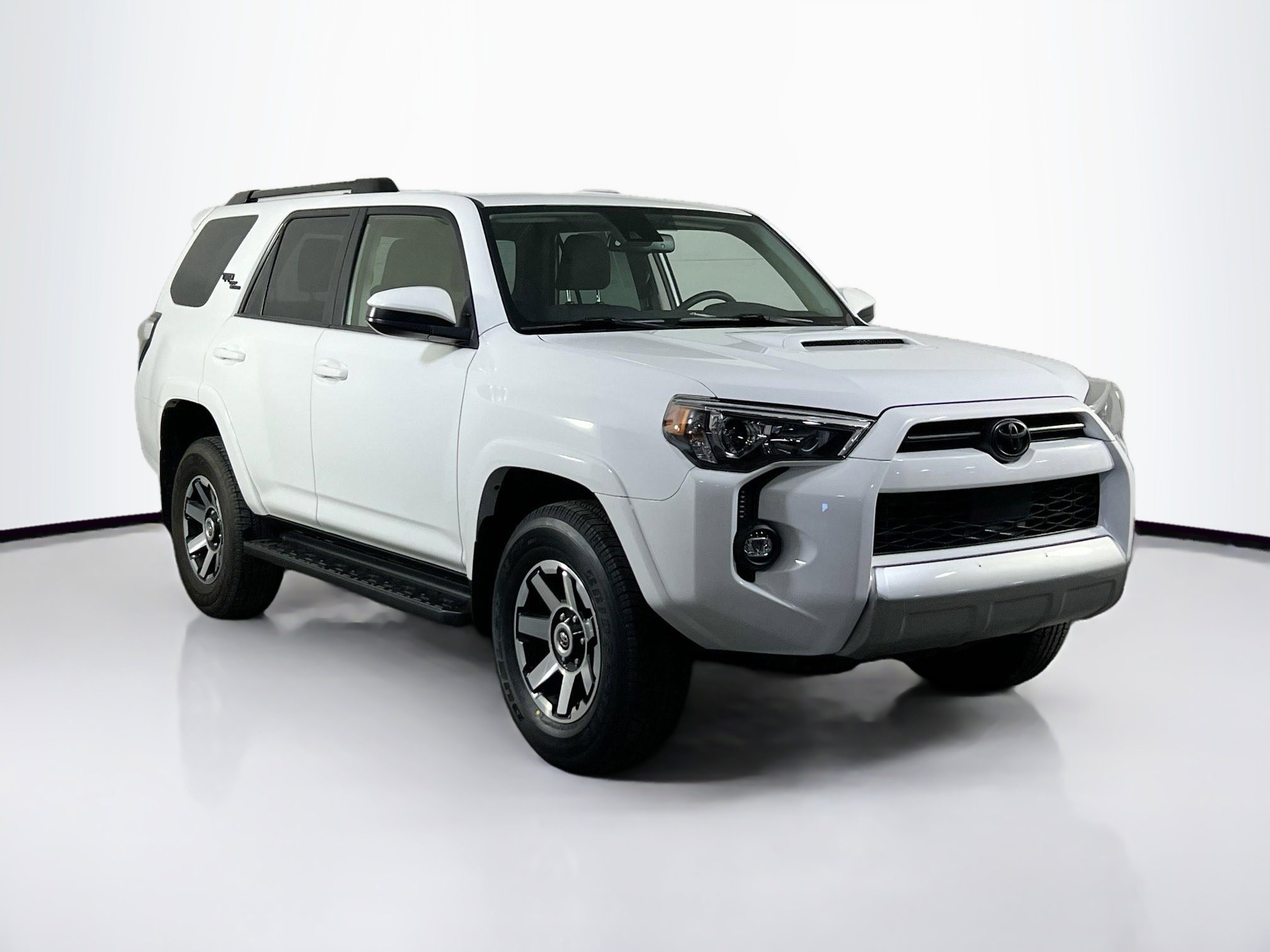 Used 2023 Toyota 4Runner TRD Off-Road image 3