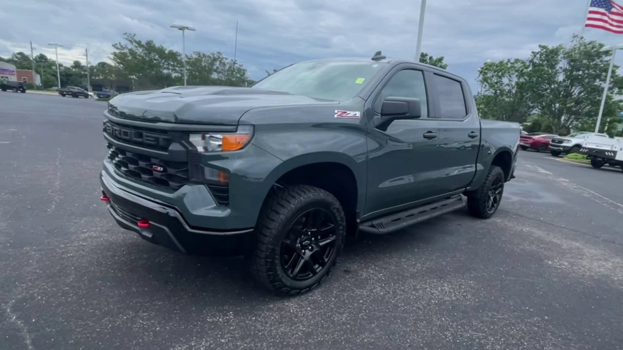 Used 2026 Chevrolet Silverado 1500 Custom Trail Boss AWD/4WD image 4