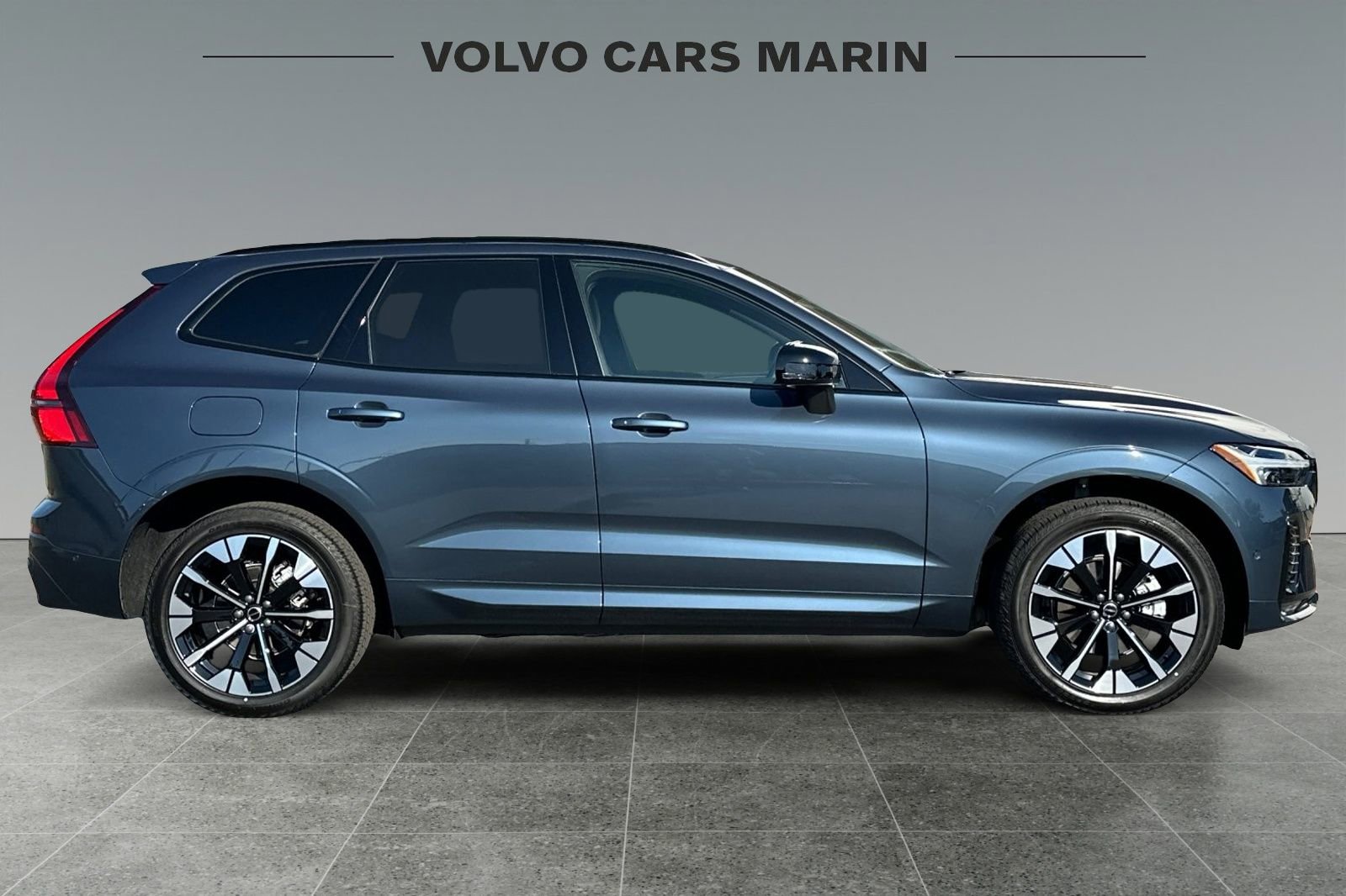 New 2026 Volvo XC60 B5 Plus w/ Protection Package Premier image 8