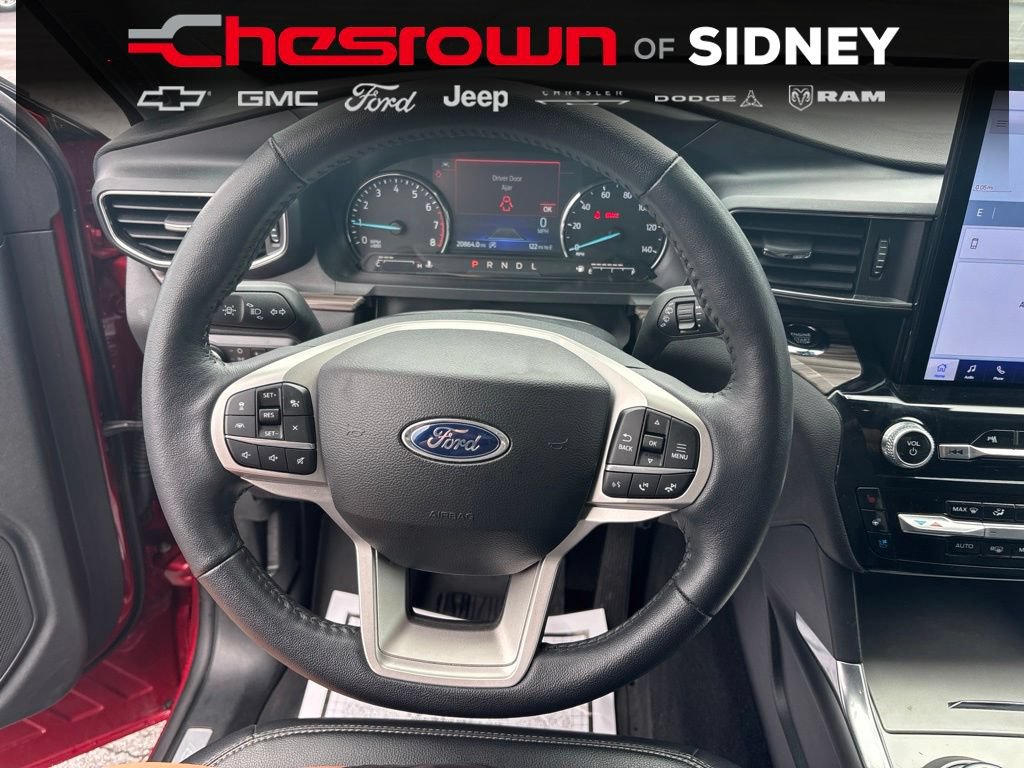 Used 2024 Ford Explorer Limited w/ Limited Technology Package AWD/4WD image 14