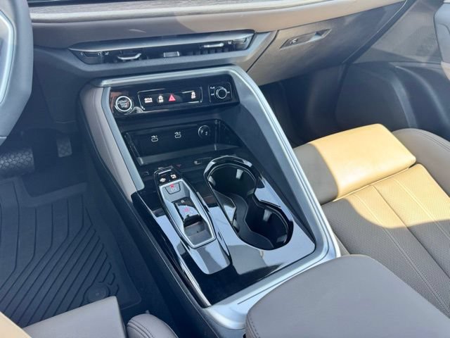 Certified 2025 Audi Q5 Premium w/ Premium Plus AWD/4WD image 31