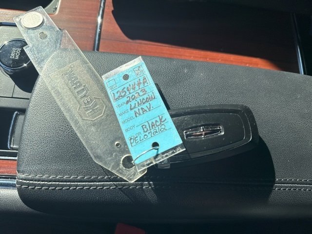 Certified 2023 Lincoln Navigator Reserve image 29