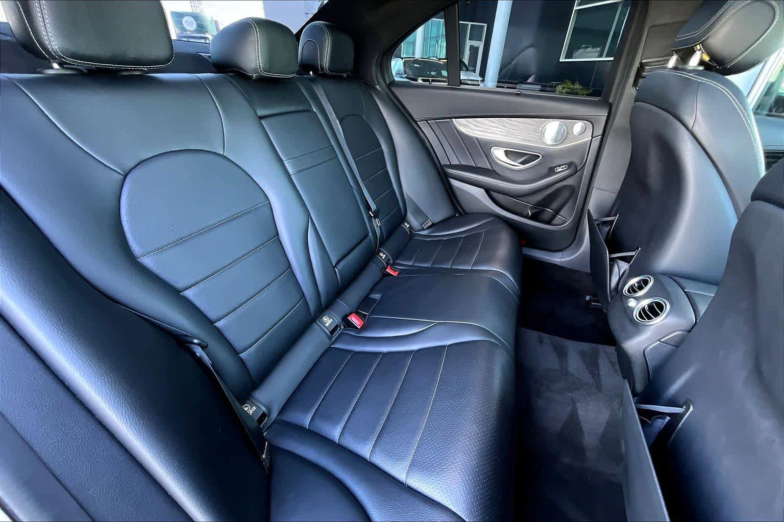 Certified 2015 Mercedes-Benz C 400 4MATIC image 18