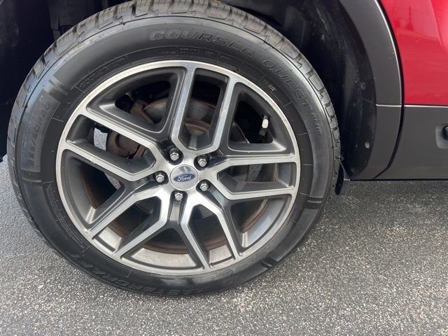 Used 2016 Ford Explorer Sport w/ Equipment Group 401A image 14