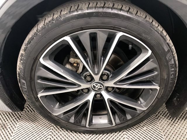 Used 2024 Toyota Prius XLE FWD image 29