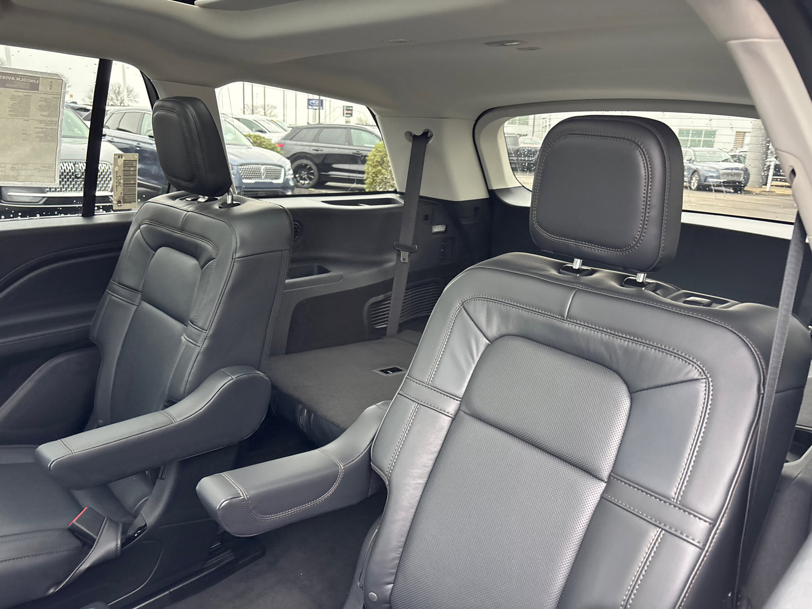 New 2026 Lincoln Aviator Reserve AWD/4WD image 26