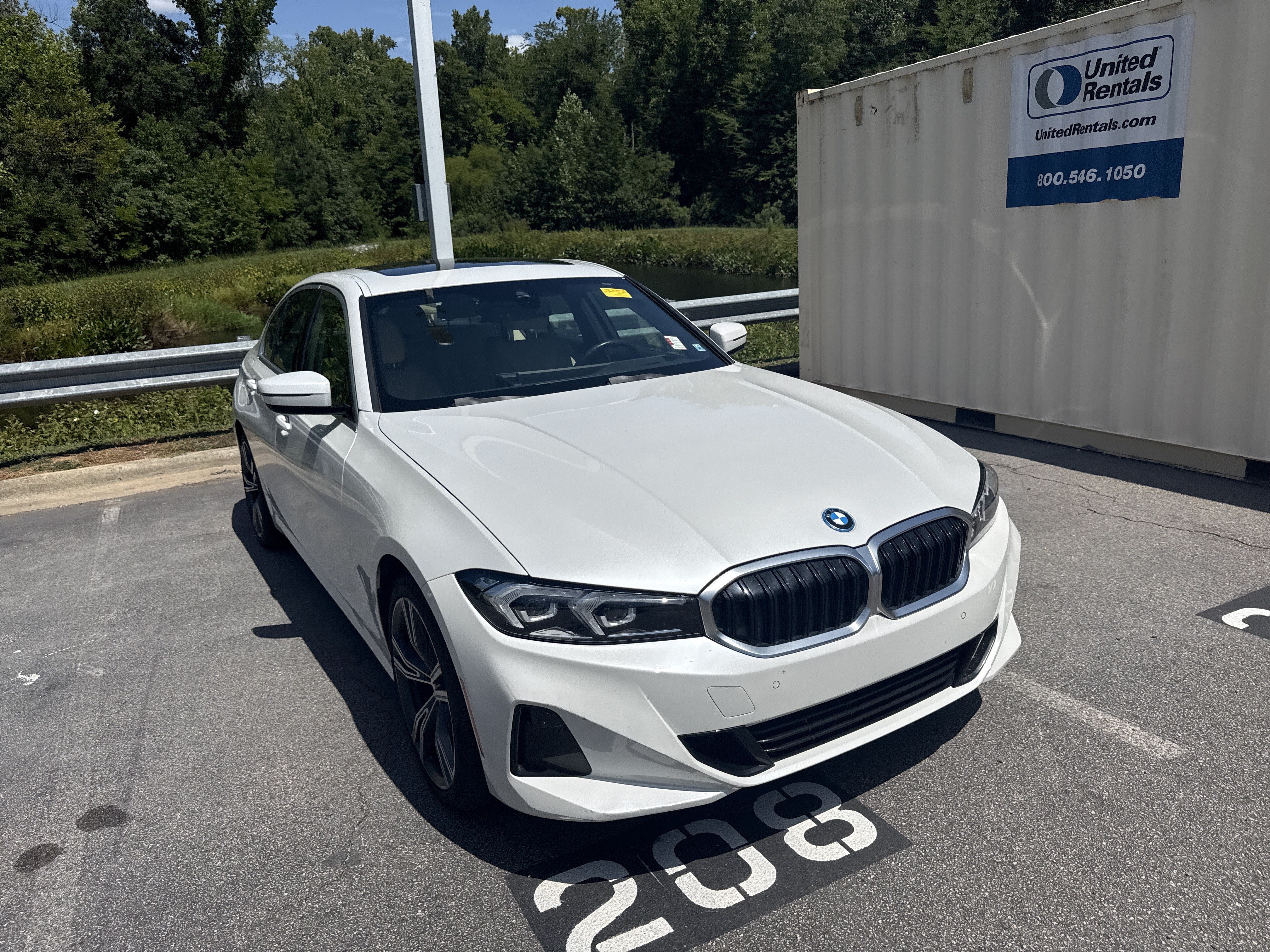 Used 2024 BMW 330e w/ Premium Package RWD image 39