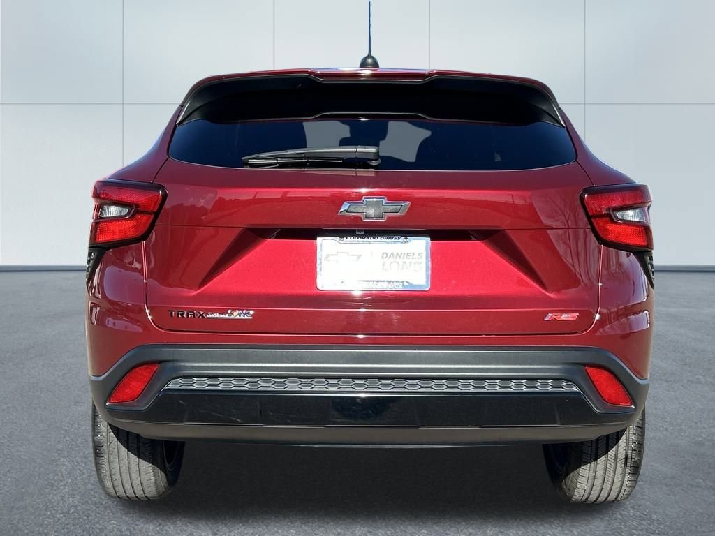 Used 2024 Chevrolet Trax RS image 4