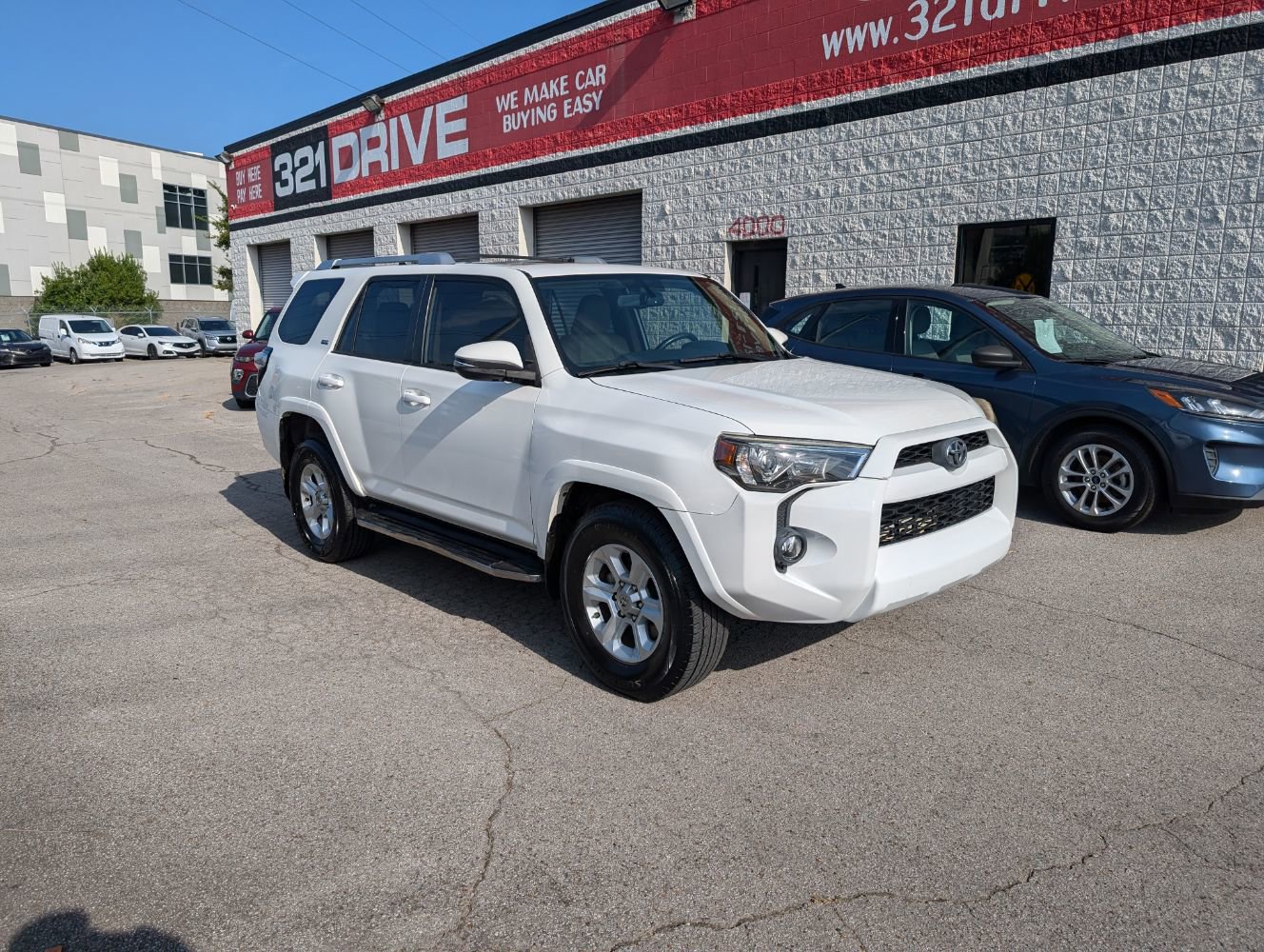 Used 2014 Toyota 4Runner SR5 Premium RWD image 4