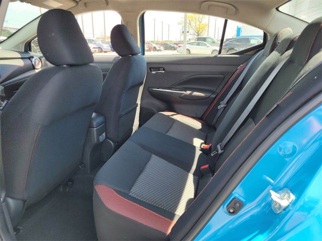 New 2025 Nissan Versa SR w/ Trunk Package image 4