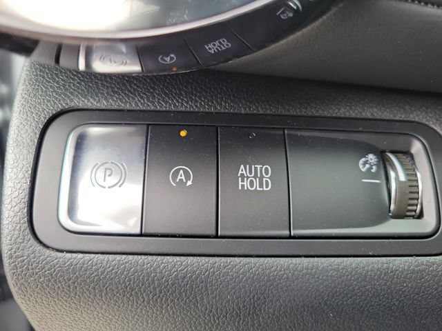 New 2026 Chevrolet Equinox LT w/ Safety and Technology Package FWD image 18