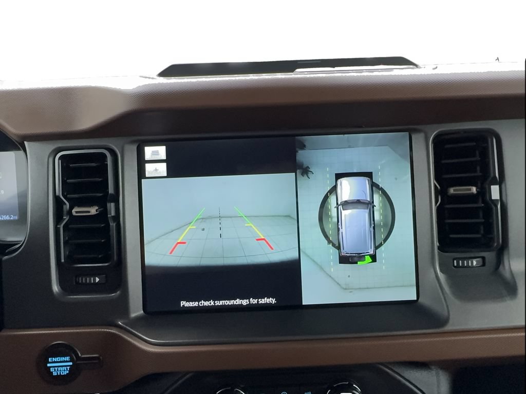 Used 2024 Ford Bronco Outer Banks AWD/4WD image 48