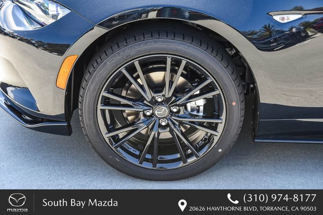New 2026 MAZDA MX-5 Miata Club w/ Appearance Package RWD image 11
