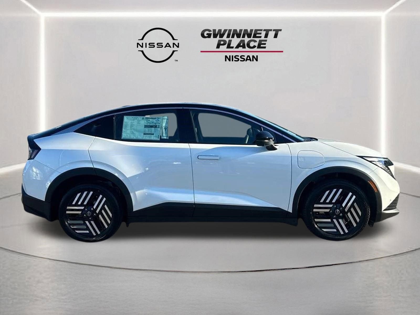 New 2026 Nissan Leaf SV+ w/ Floor Mat Package (SV+) FWD image 4