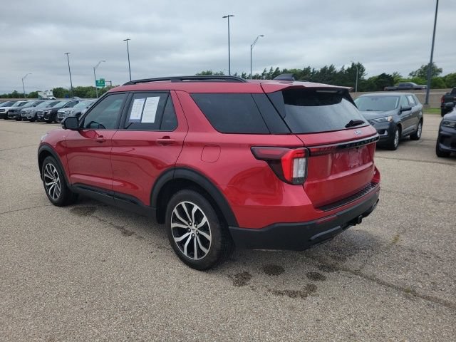 Used 2025 Ford Explorer ST-Line AWD/4WD image 24