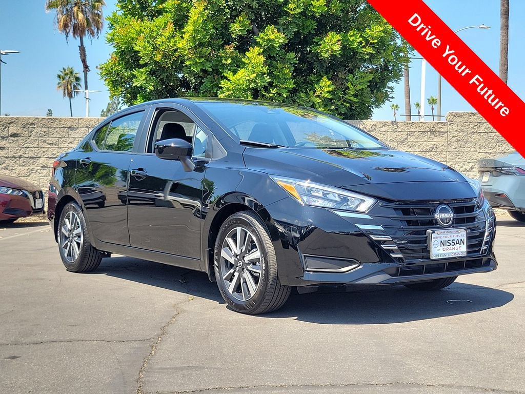 Used 2025 Nissan Versa SV w/ Trunk Package FWD image 29