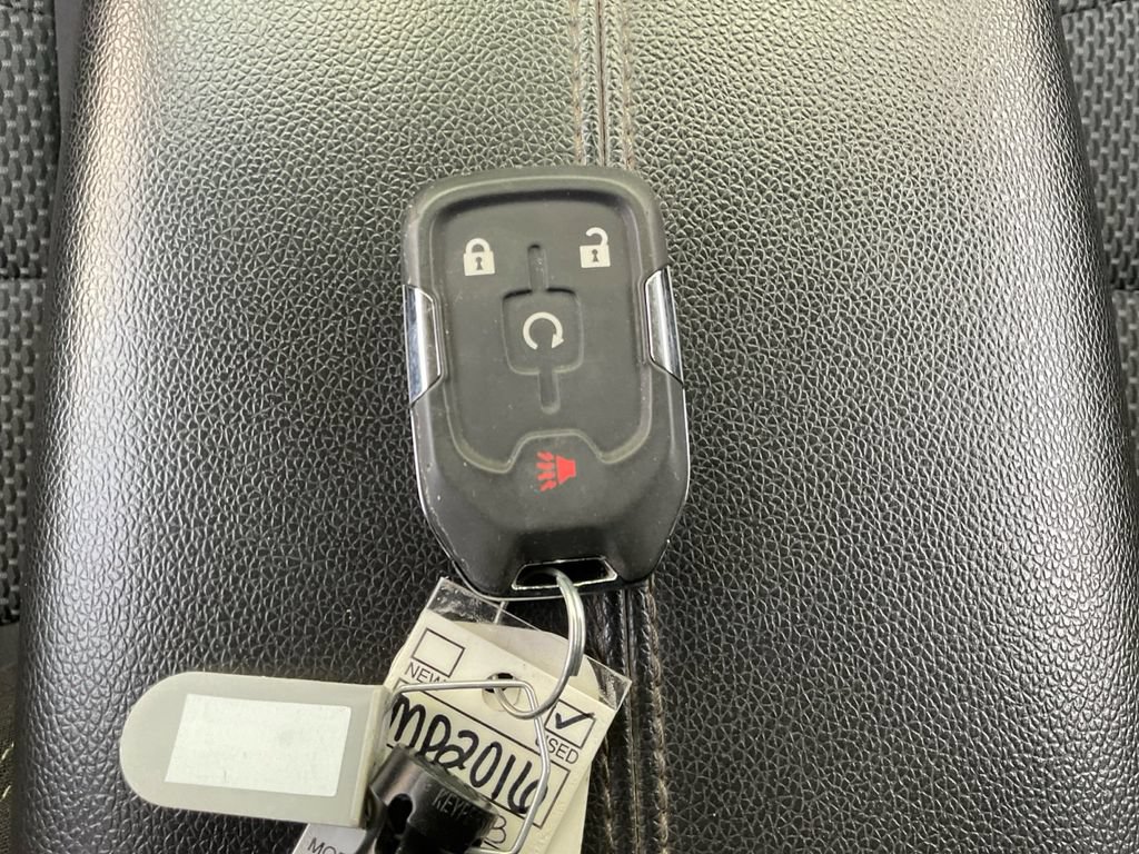 Used 2023 GMC Terrain SLE w/ Driver Convenience Package AWD/4WD image 35
