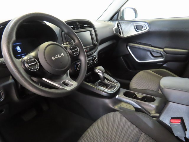Used 2024 Kia Soul LX w/ Option Group 015 image 4