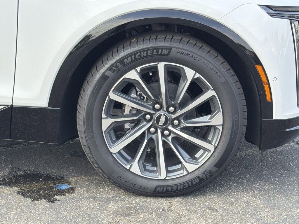 New 2025 Cadillac Lyriq Sport AWD/4WD image 36