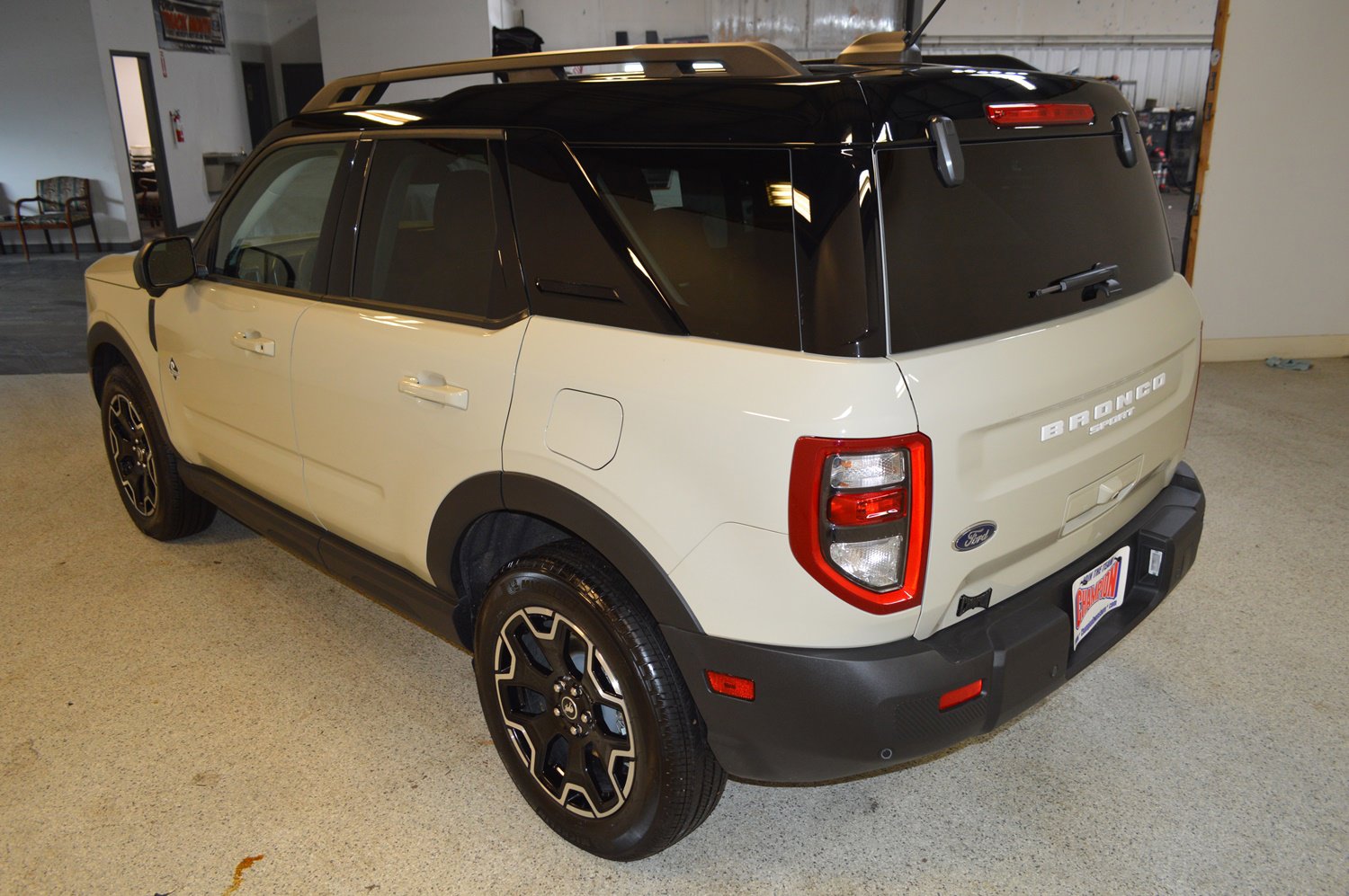 Used 2025 Ford Bronco Sport Outer Banks w/ Outer Banks Tech Package+ image 5