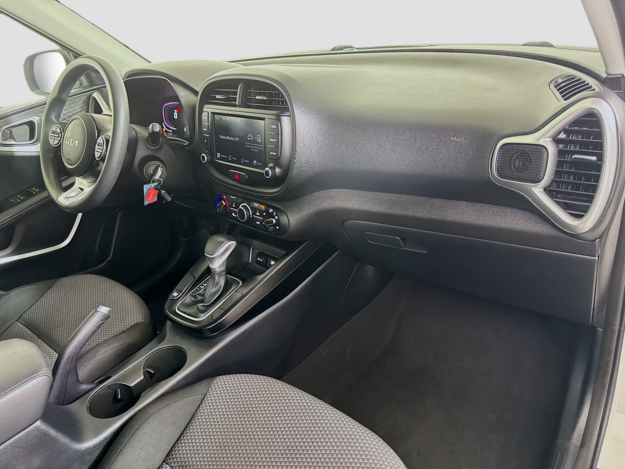 Used 2023 Kia Soul LX FWD image 29