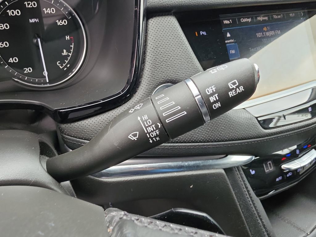 Used 2021 Cadillac XT5 Luxury FWD image 24