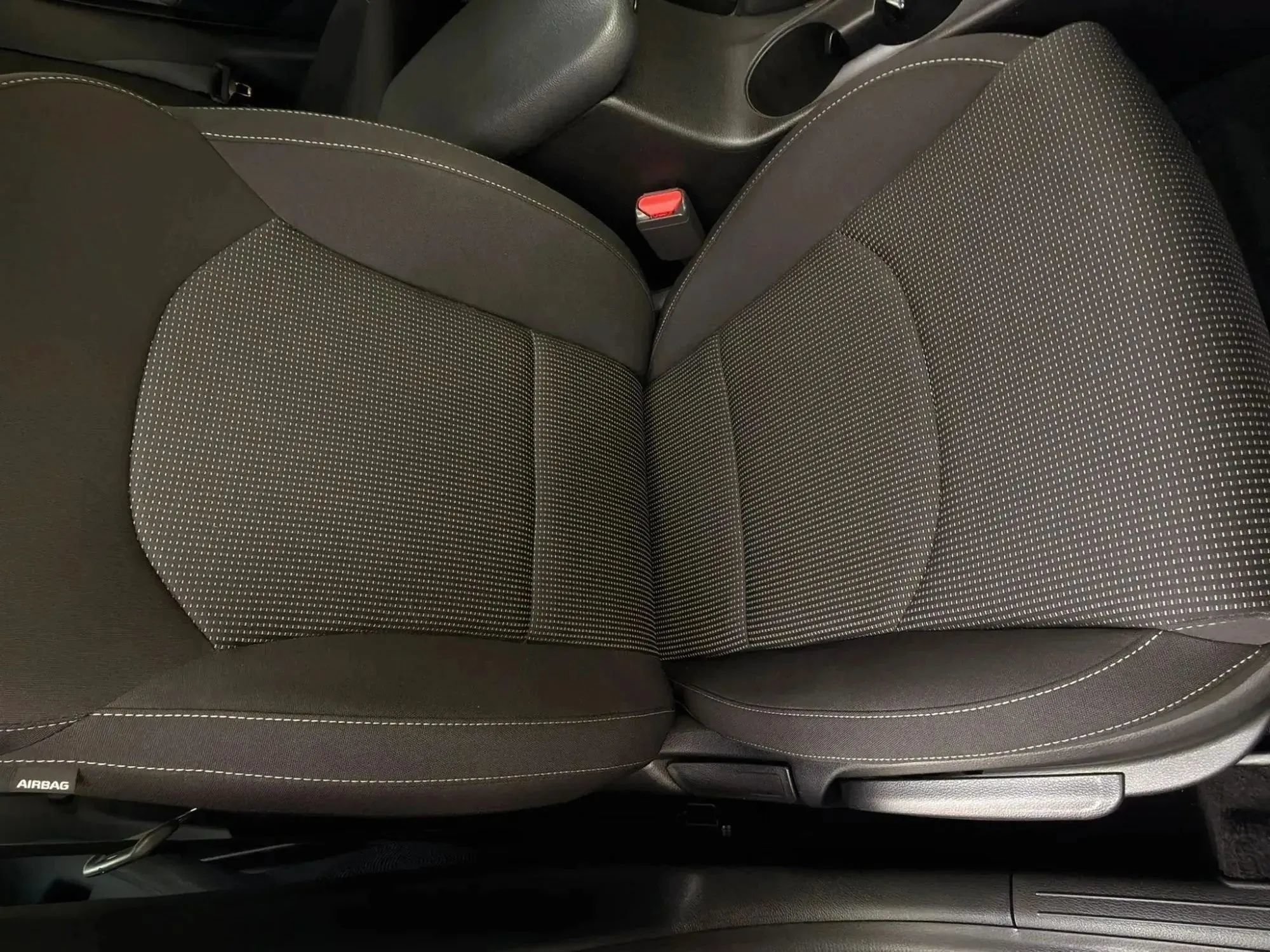 Used 2020 Kia Forte LXS FWD image 17