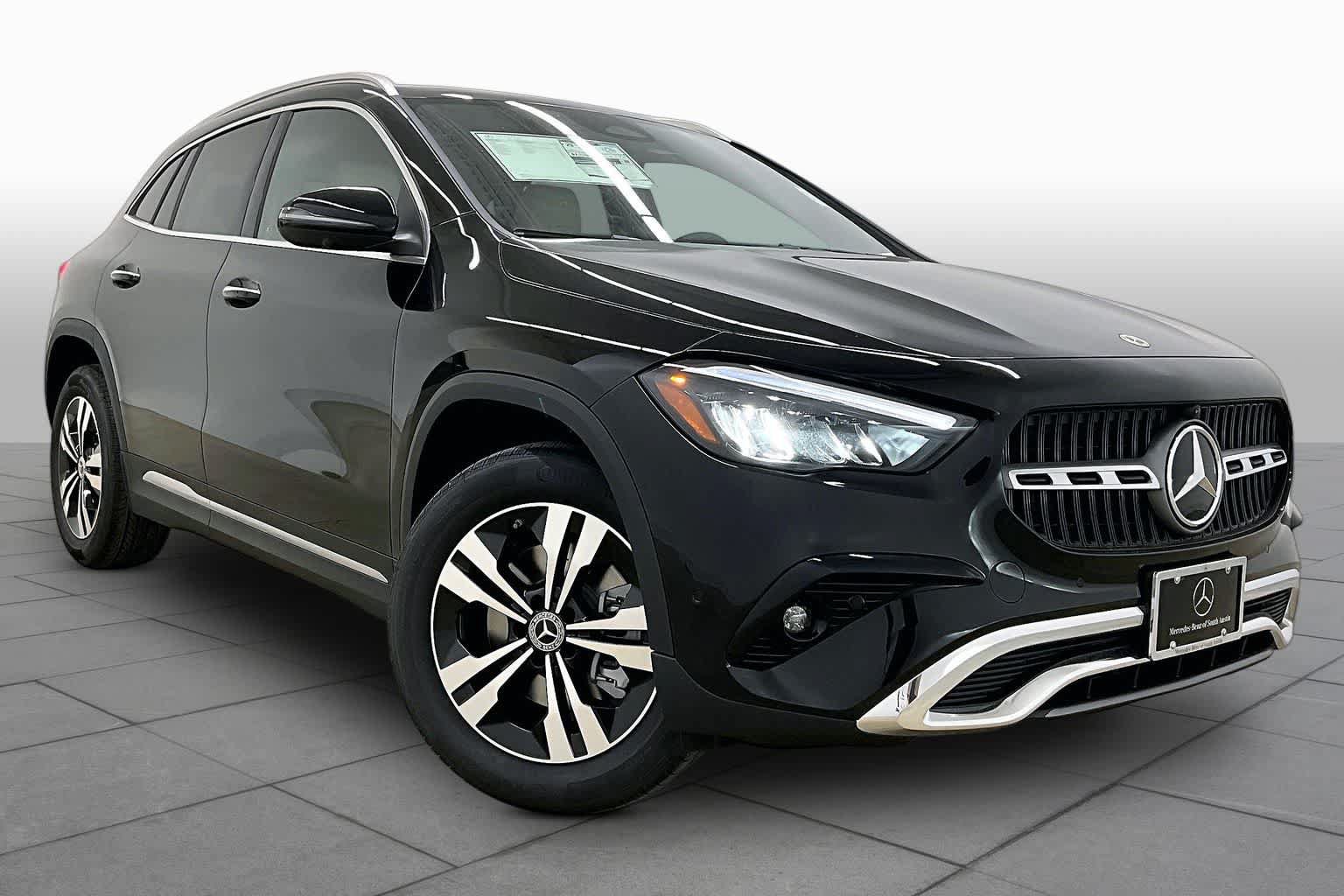 New 2026 Mercedes-Benz GLA 250 image 2